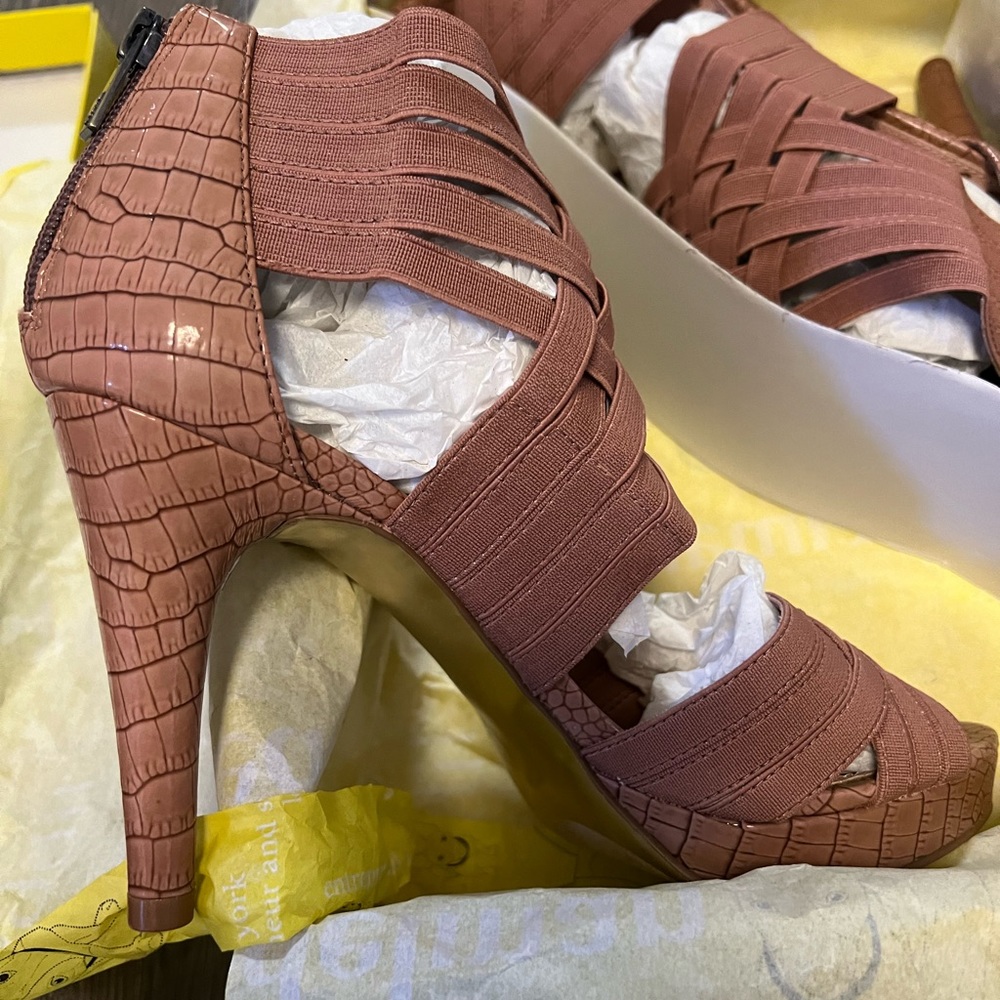 Libby Edelman High Heel Nude Size 8.5 - Picture 4 of 8